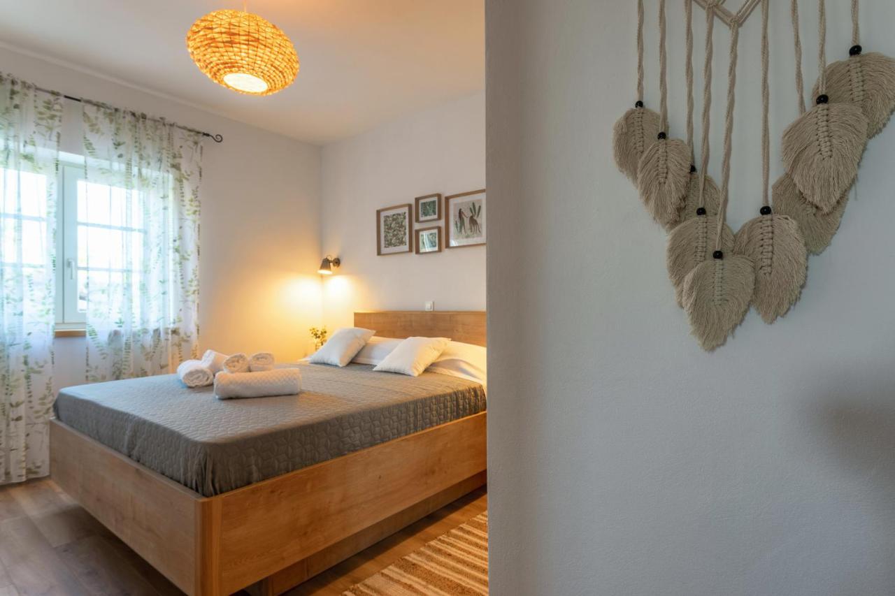 Hana Luxury Apartment With Sea View Sali Buitenkant foto